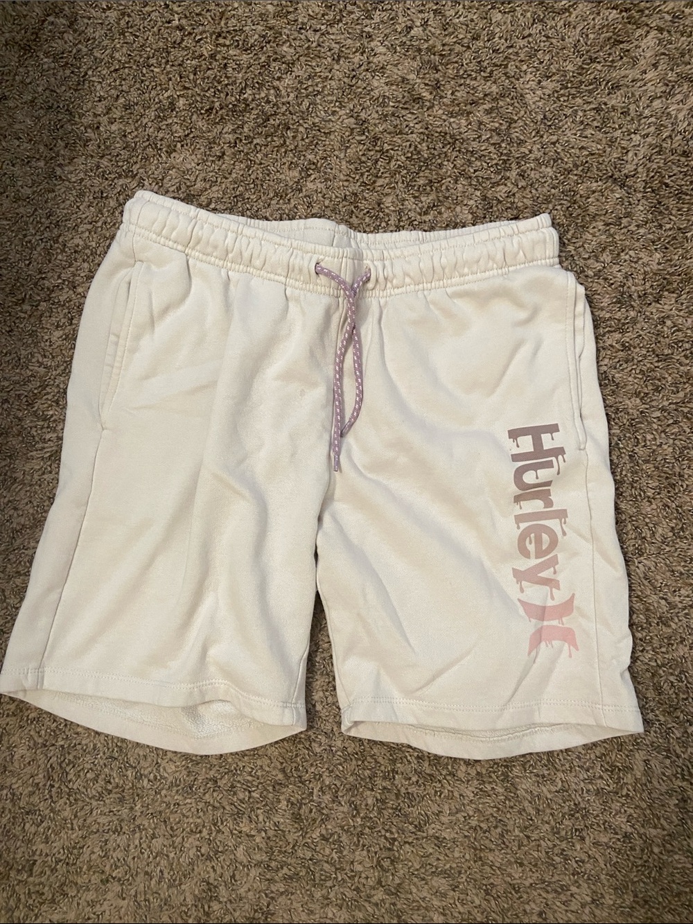 ✏️ ☀️ Hurley Men's Cream Athletic Shorts with Pink Logo